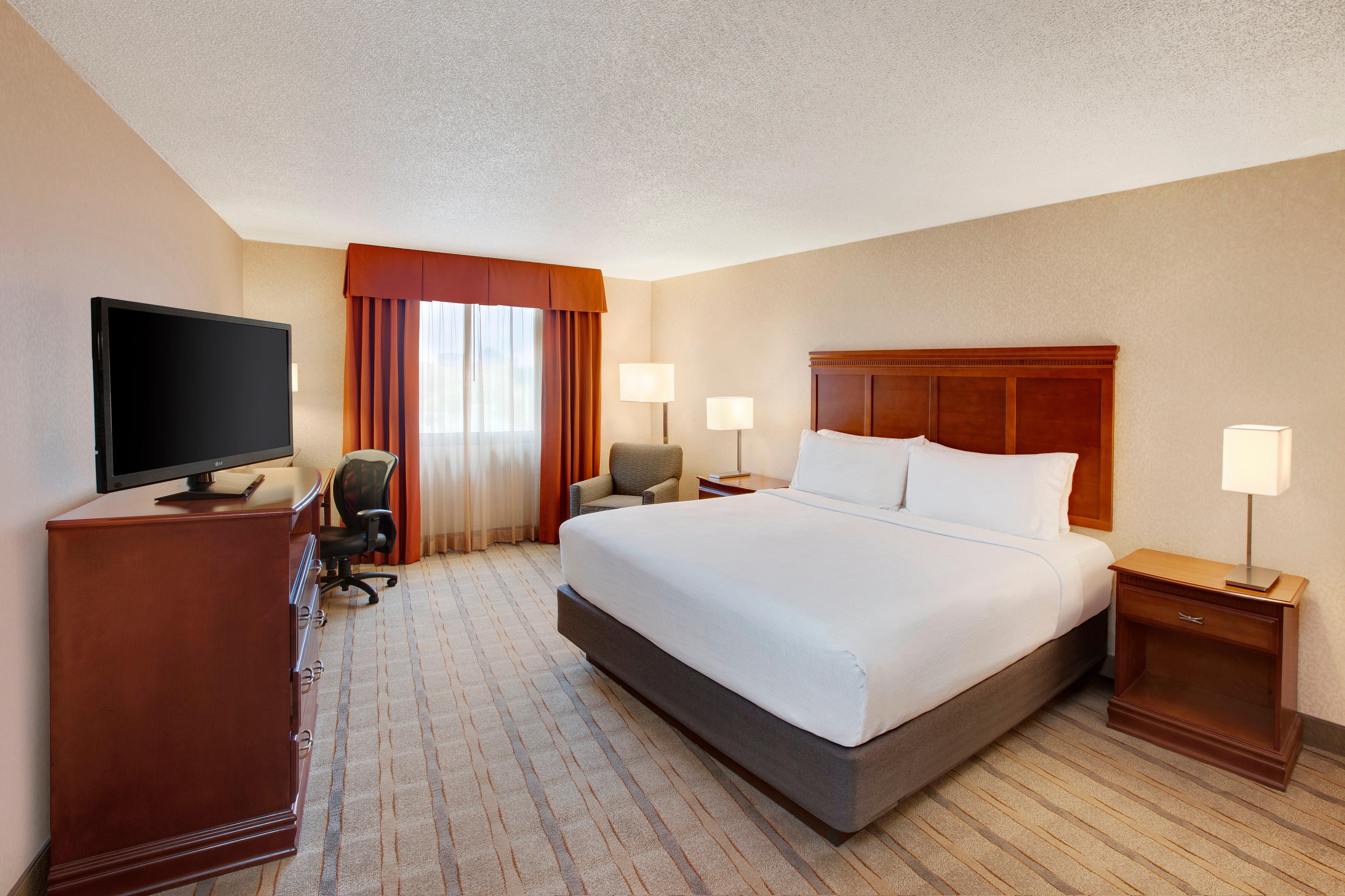 Holiday Inn Express Dallas Market Center By Ihg Dış mekan fotoğraf
