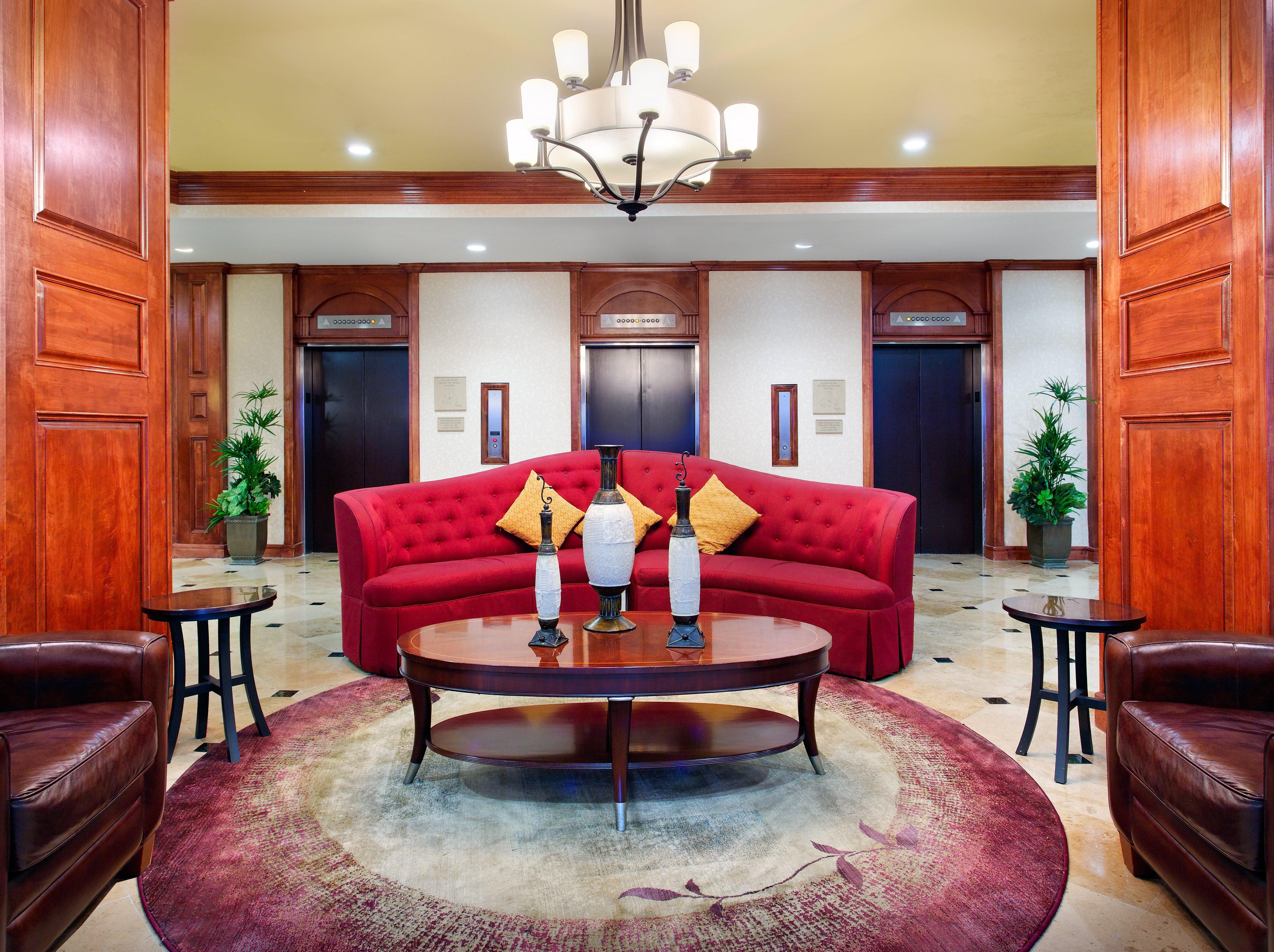 Holiday Inn Express Dallas Market Center By Ihg Dış mekan fotoğraf
